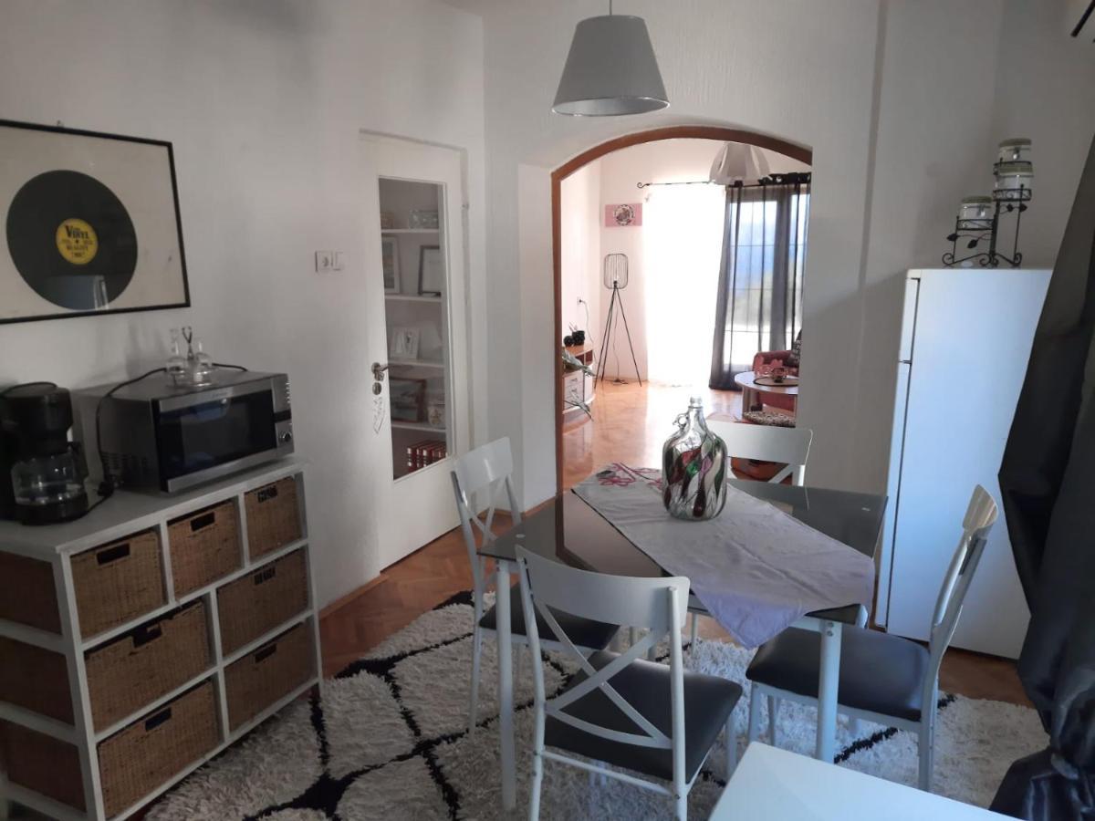 Apartman Marijana ノヴィ・ヴィノドロスキー エクステリア 写真