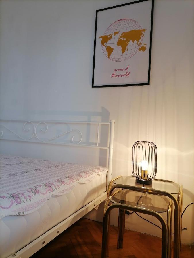 Apartman Marijana ノヴィ・ヴィノドロスキー エクステリア 写真